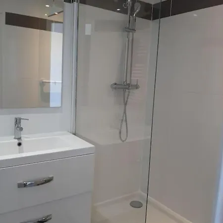 Chez Juju - Vue Mer - Plages - Linge Et Serviettes En Option Sete Exterior photo